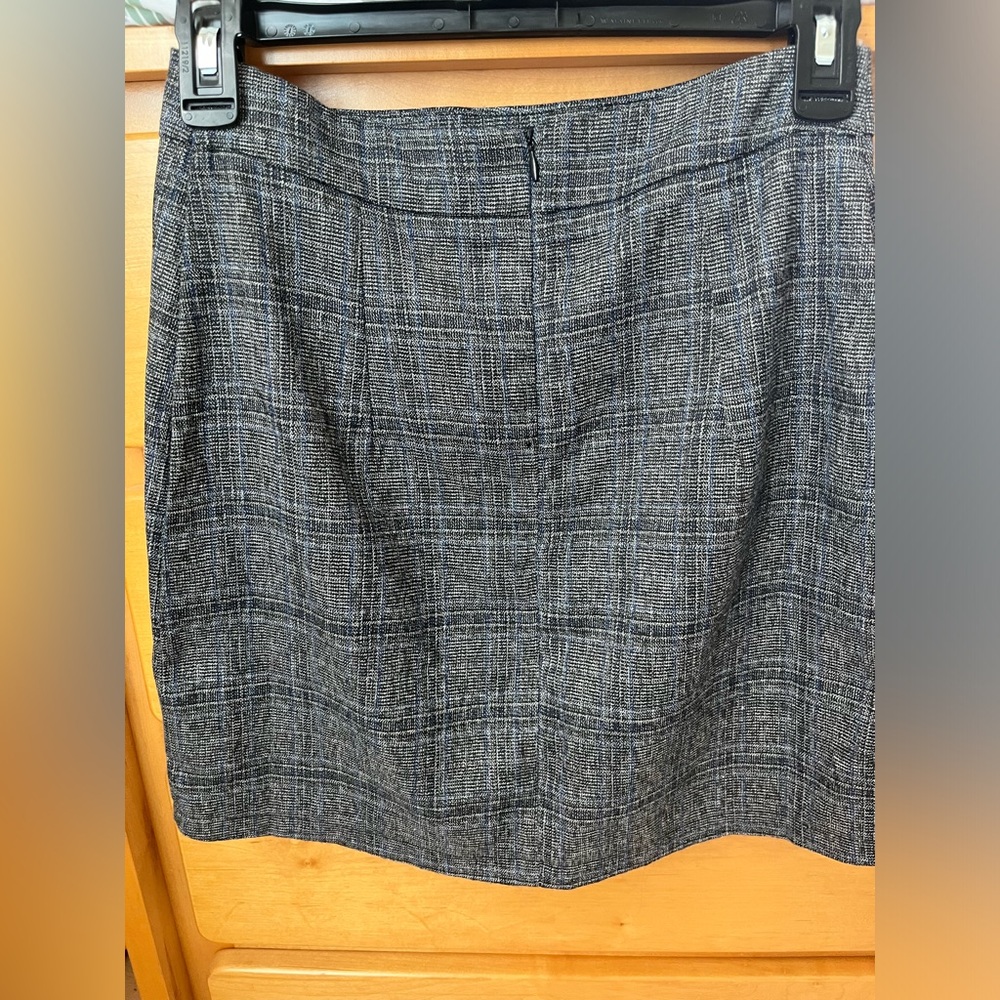 Mini skirt - Picture 2 of 3